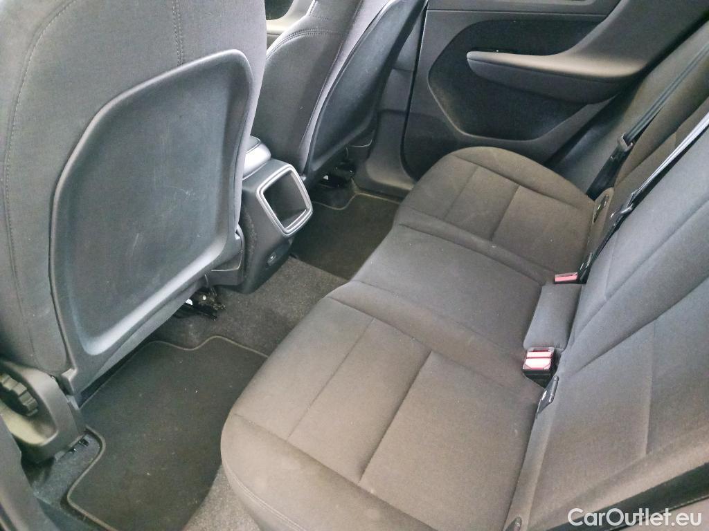  Volvo  XC 40 VOLVO XC40 / 2017 / 5P / todoterreno 1.5 T2 Momentum Core Auto #3