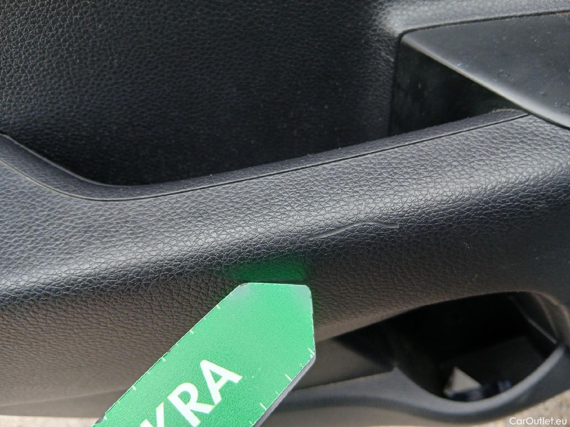  KIA  STONIC KIA  / 2017 / 5P / todoterreno 1.0 T-GDi 74kW (100CV) MHEV iMT Concept #19