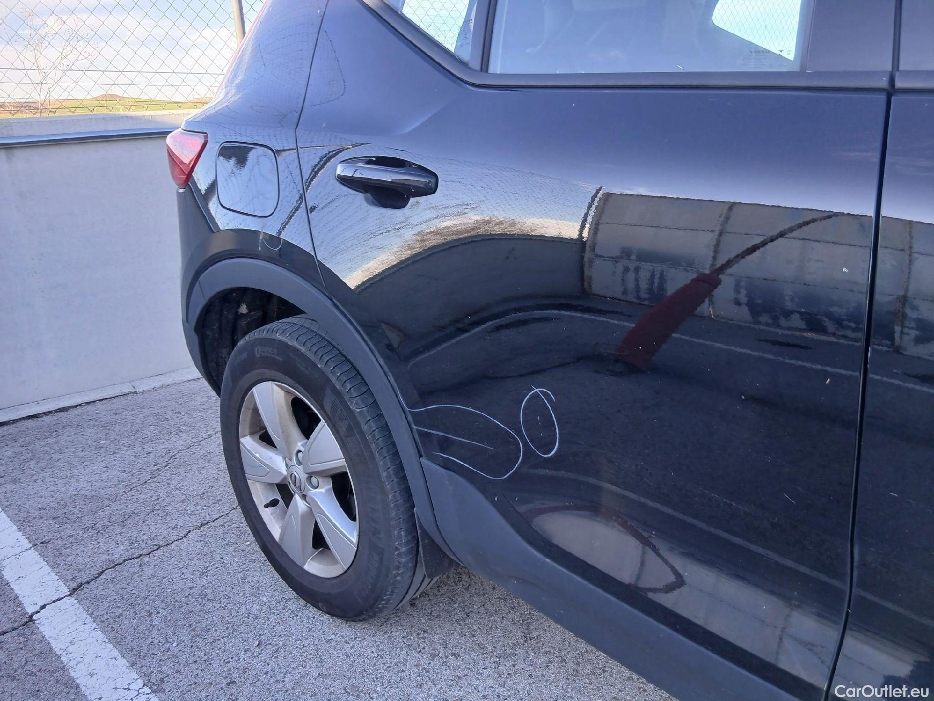  Volvo  XC 40 VOLVO XC40 / 2021 / 5P / todoterreno 1.5 T2 Essential #32