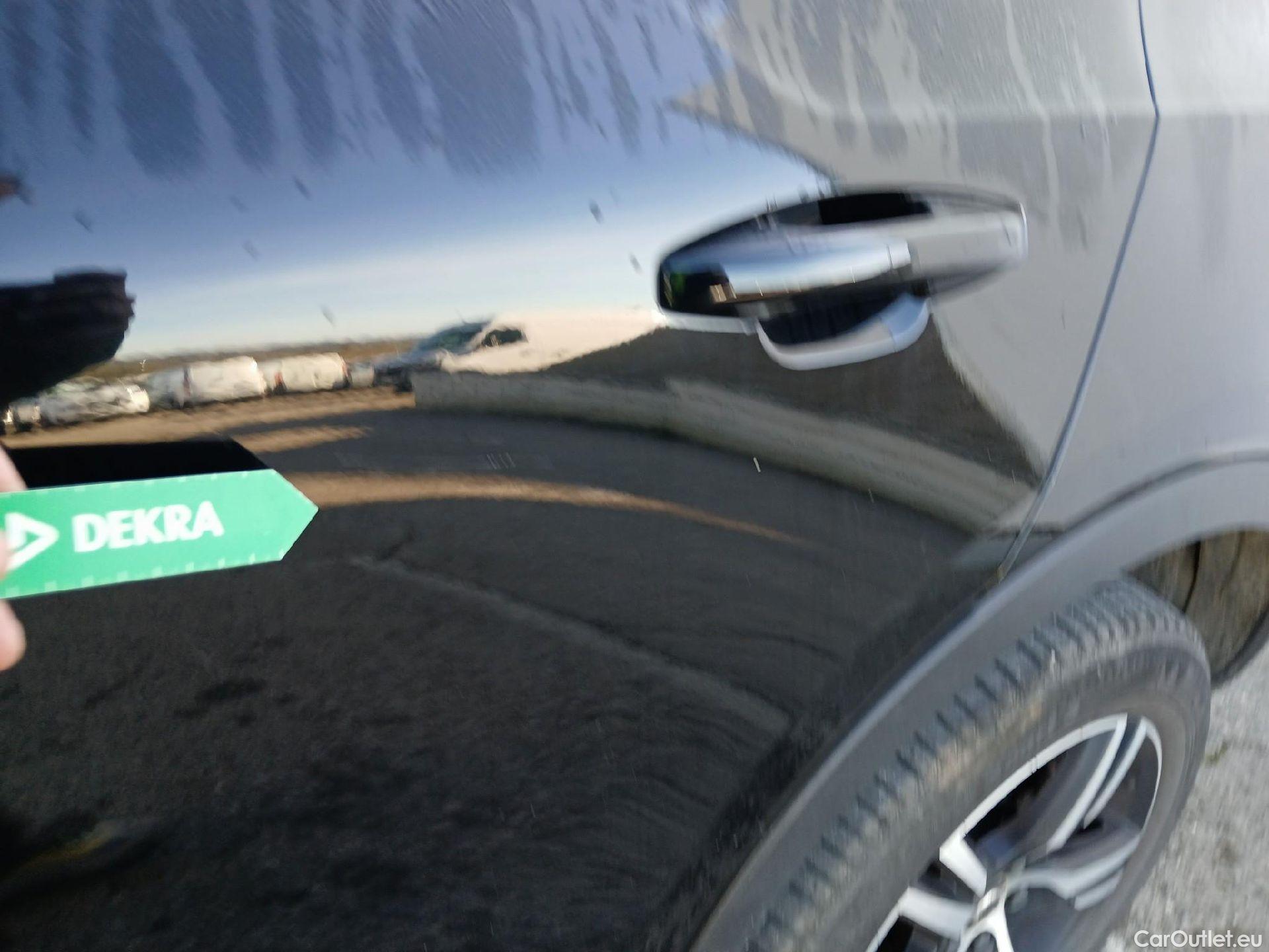  Volvo  XC 40 VOLVO XC40 / 2017 / 5P / todoterreno 1.5 T3 R-Design Auto #11