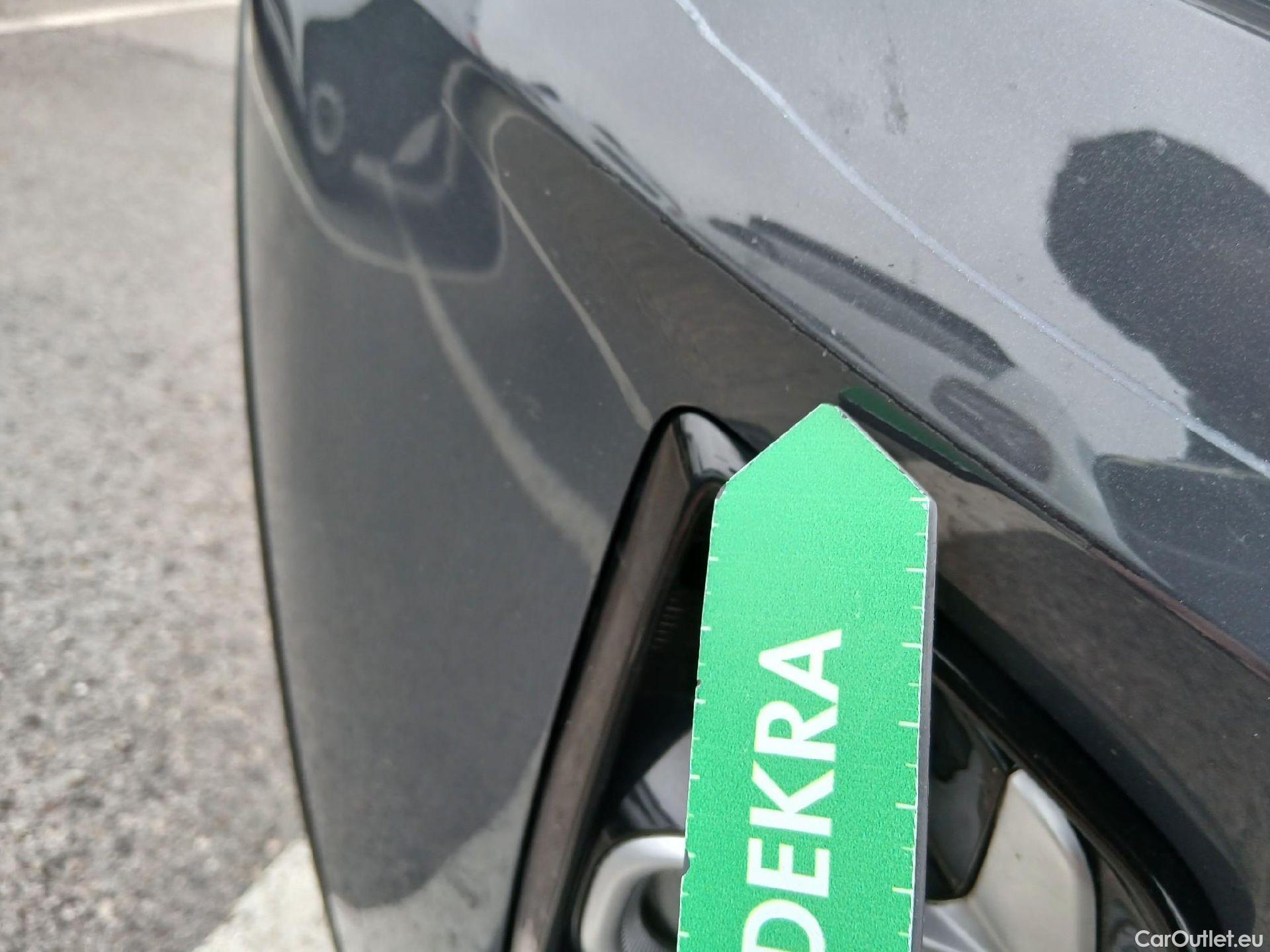  KIA  STONIC KIA  / 2017 / 5P / todoterreno 1.0 T-GDi 74kW (100CV) MHEV iMT Concept #6