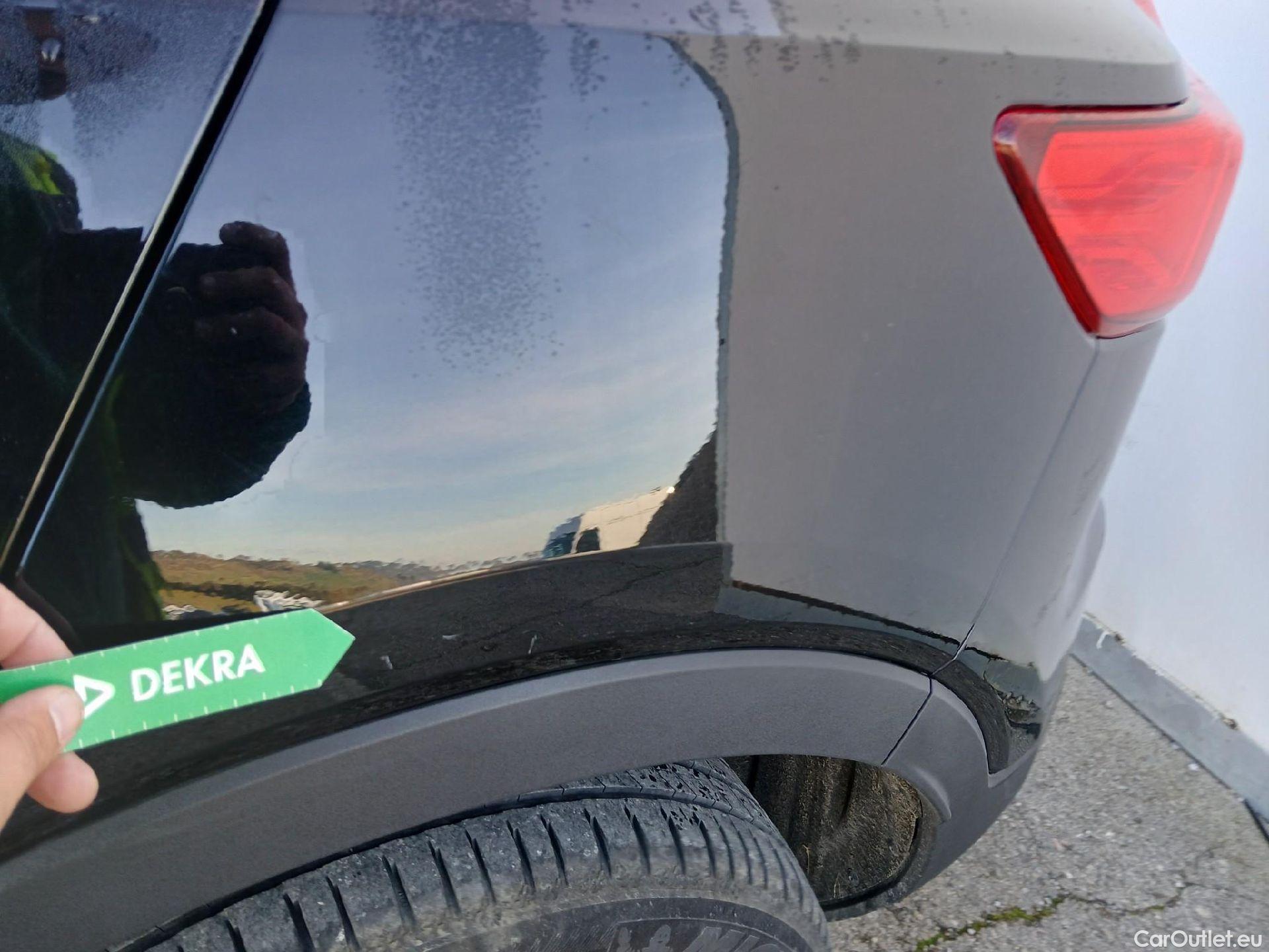  Volvo  XC 40 VOLVO XC40 / 2017 / 5P / todoterreno 1.5 T3 R-Design Auto #14