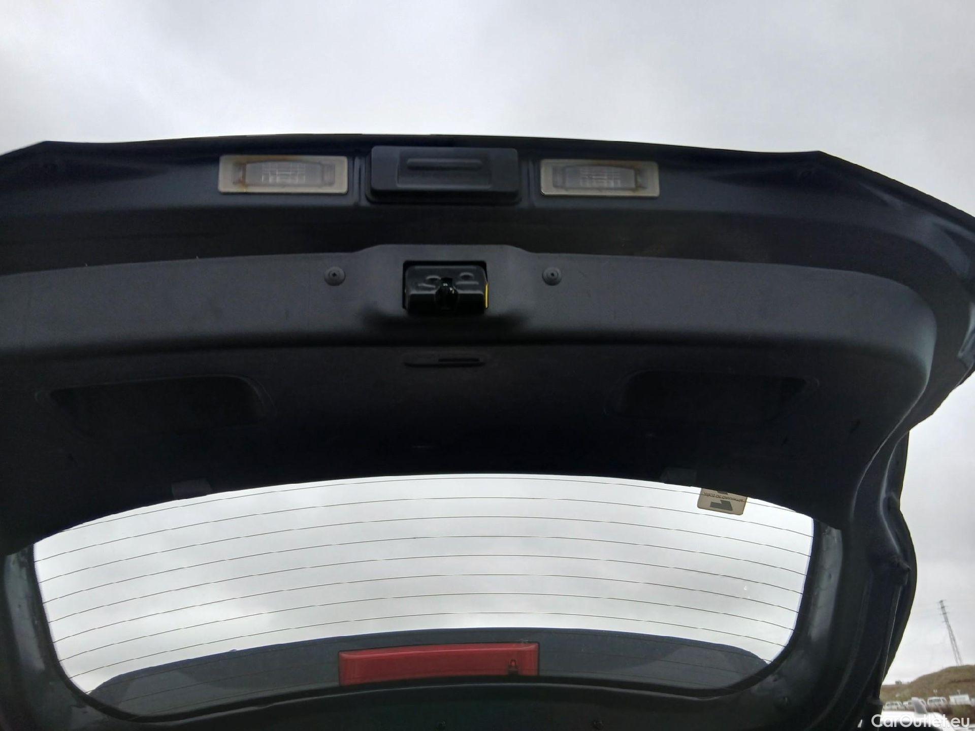  KIA  STONIC KIA  / 2017 / 5P / todoterreno 1.0 T-GDi 74kW (100CV) MHEV iMT Concept #34