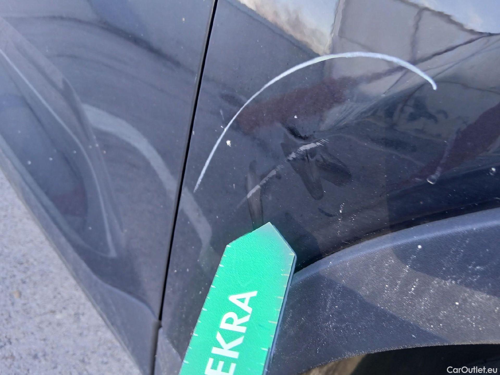  Volvo  XC 40 VOLVO XC40 / 2021 / 5P / todoterreno 1.5 T2 Essential #39