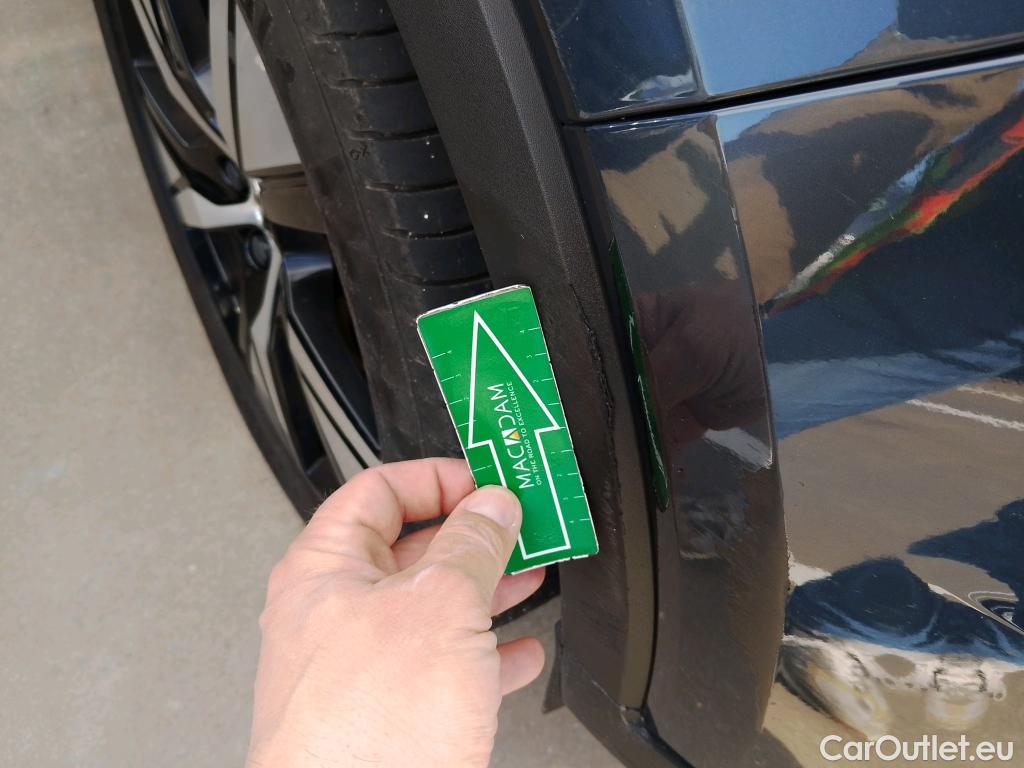  Volvo  XC 40 VOLVO XC40 / 2017 / 5P / todoterreno 1.5 T4 Twin Recharge R-Design Auto #18