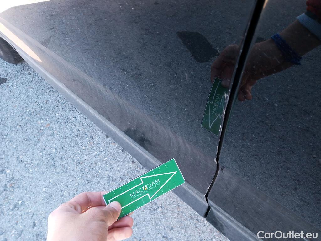  Volvo  XC60 VOLVO  / 2017 / 5P / todoterreno 2.0 D4 Momentum Auto #7