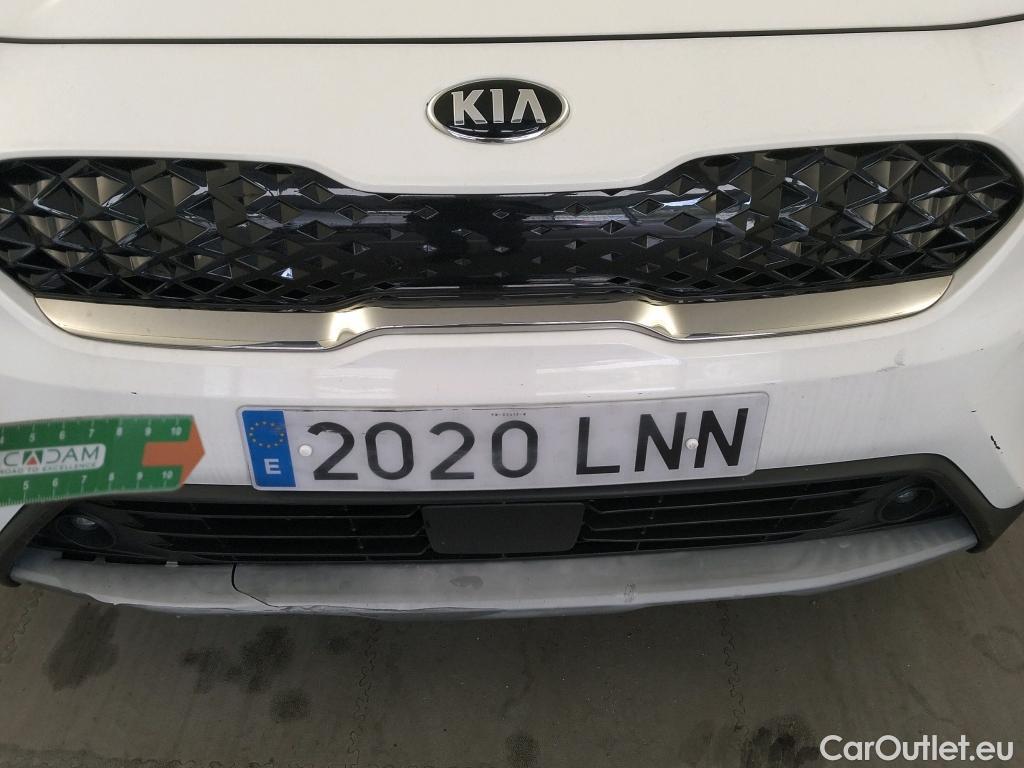  KIA  Niro KIA  / 2019 / 5P / crossover 1.6 GDi HEV 104kW (141CV) Drive #30