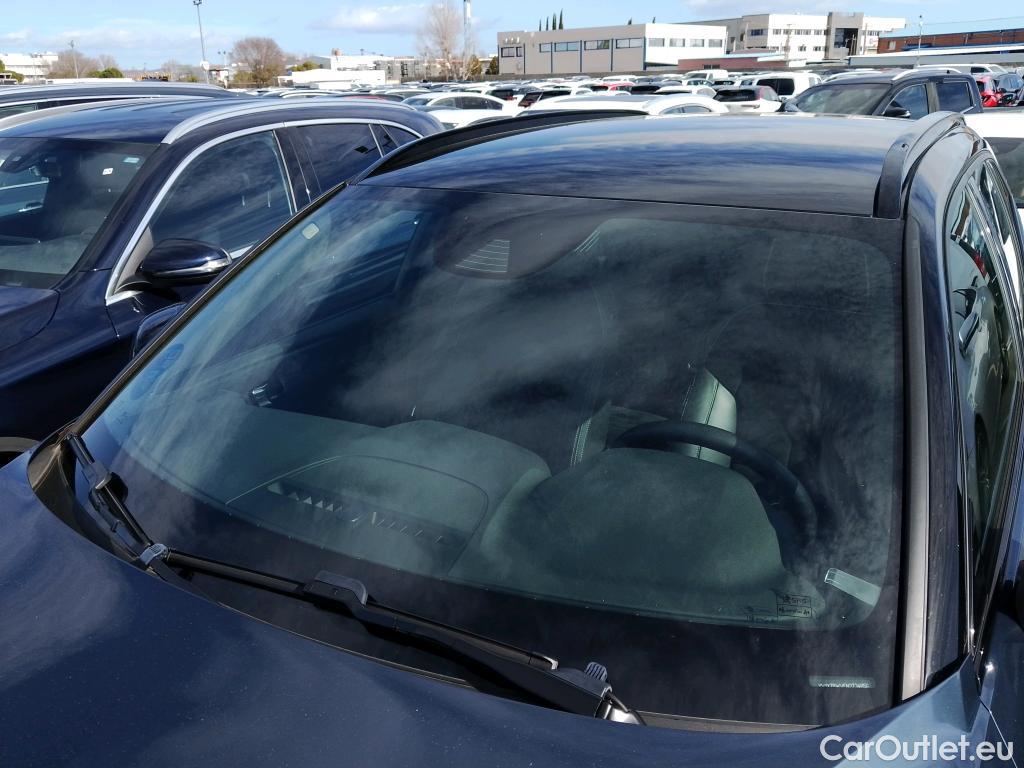  Volvo  XC 40 VOLVO XC40 / 2017 / 5P / todoterreno 1.5 T4 Twin Recharge R-Design Auto #1