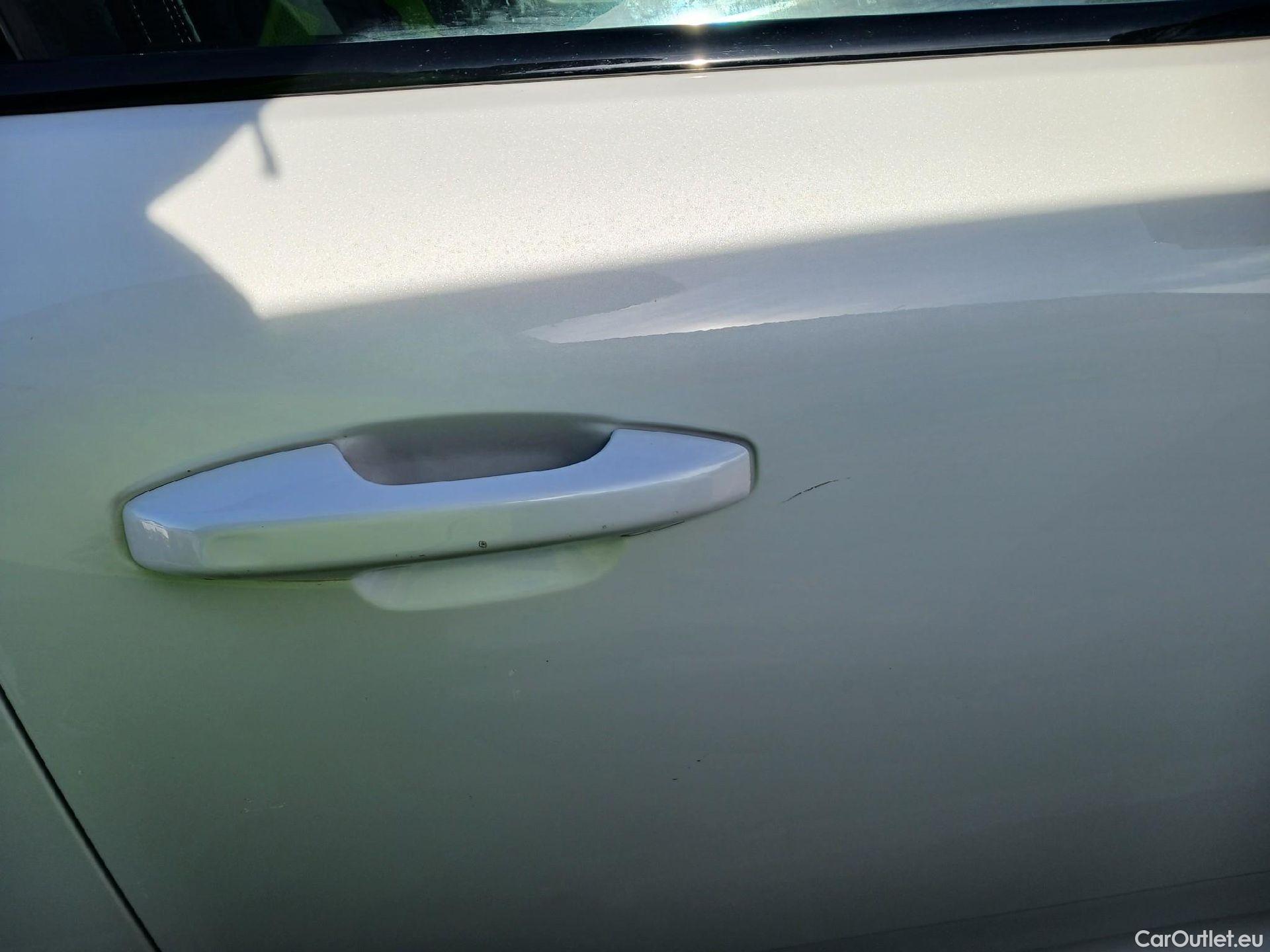  Volvo  XC 40 VOLVO XC40 / 2017 / 5P / todoterreno 1.5 T4 Twin Recharge R-Design Auto #20