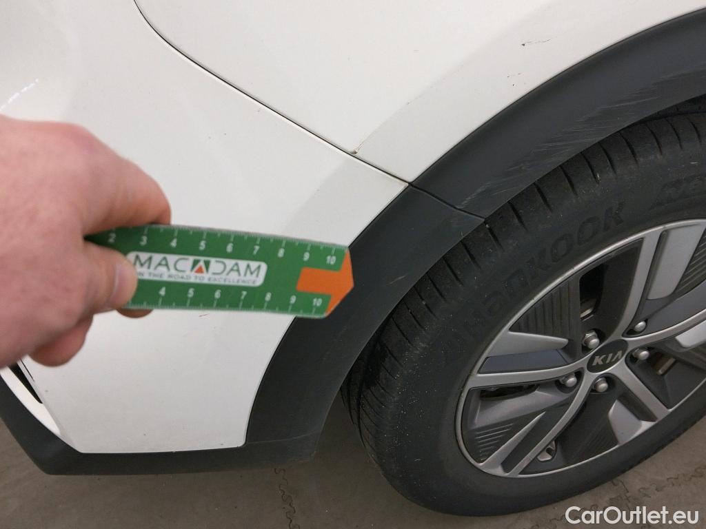  KIA  Niro KIA  / 2019 / 5P / crossover 1.6 GDi HEV 104kW (141CV) Drive #36