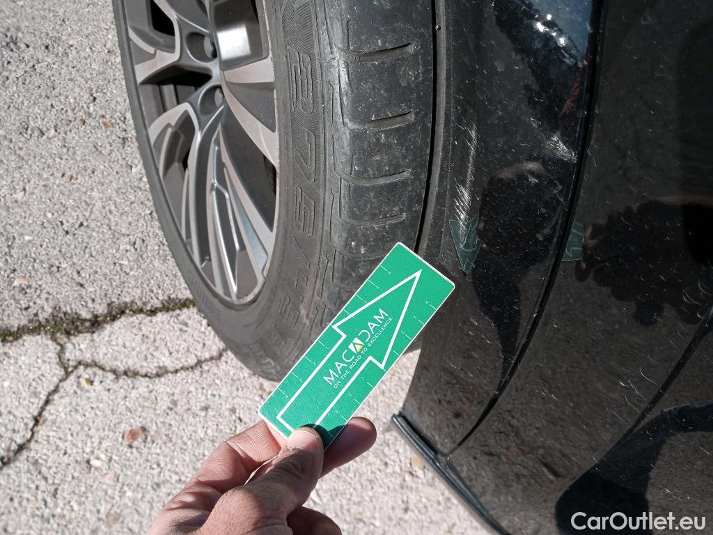  Volvo  XC90 VOLVO  / 2019 / 5P / todoterreno 2.0 T8 AWD Inscription Auto #26