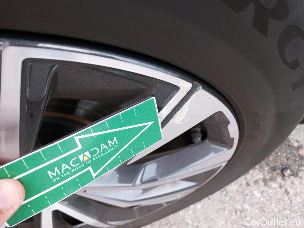  Volvo  XC60 VOLVO  / 2017 / 5P / todoterreno 2.0 T6 AWD Recharge Inscription Auto #1