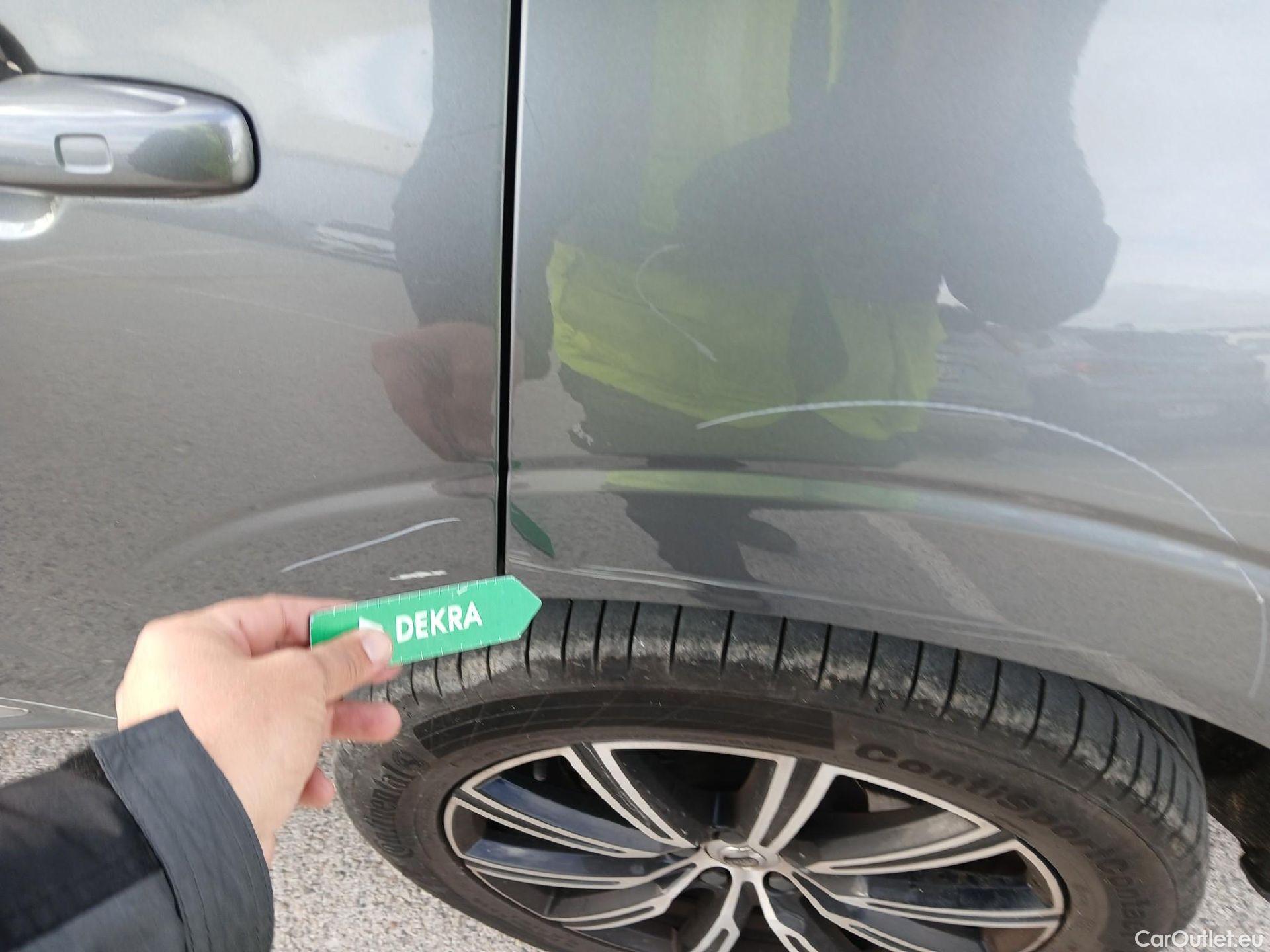  Volvo  XC60 VOLVO  / 2017 / 5P / todoterreno 2.0 B4 D Inscription Auto #11