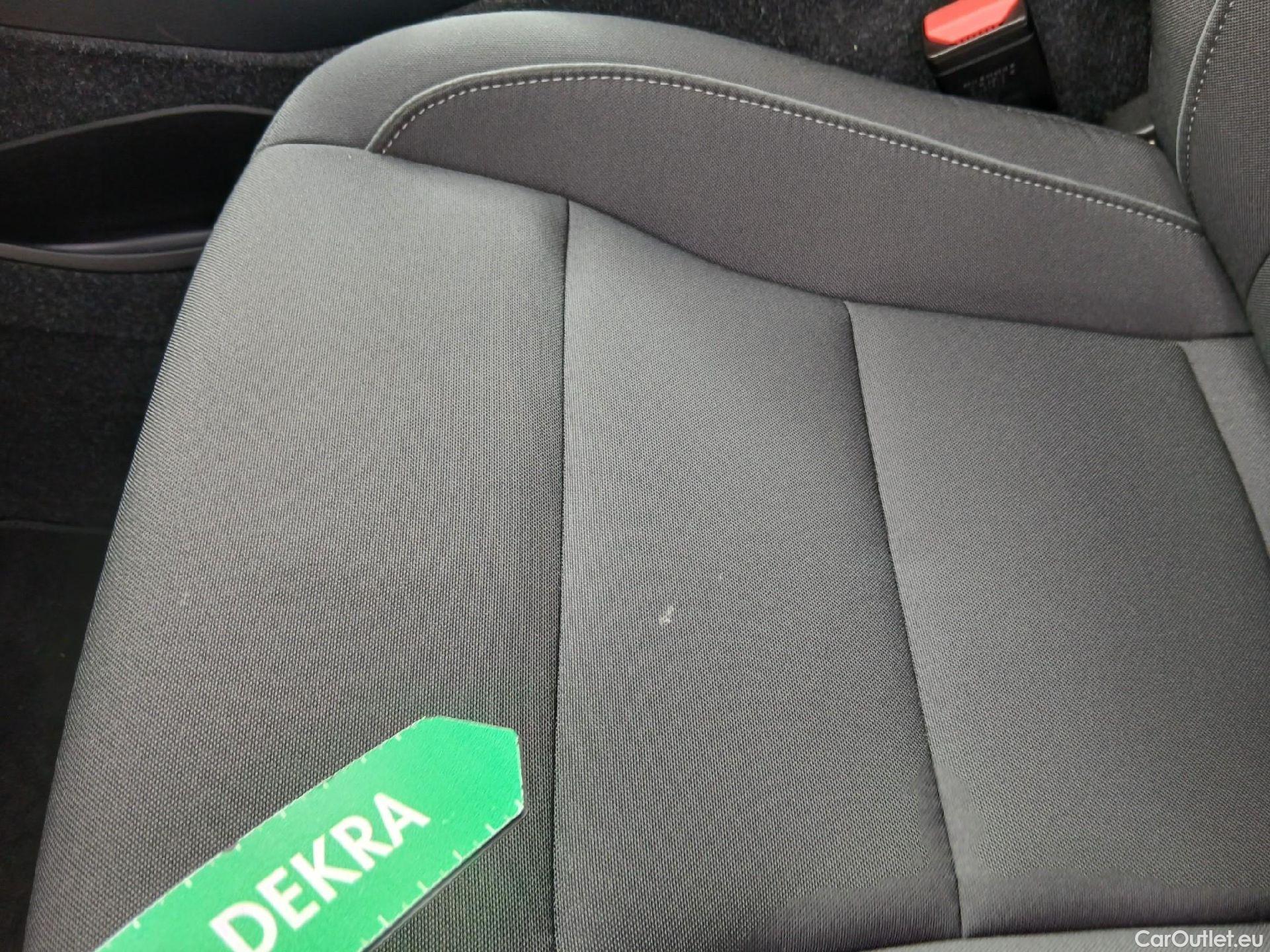  Volvo  XC 40 VOLVO XC40 / 2017 / 5P / todoterreno 1.5 T2 Momentum Pro Auto #12