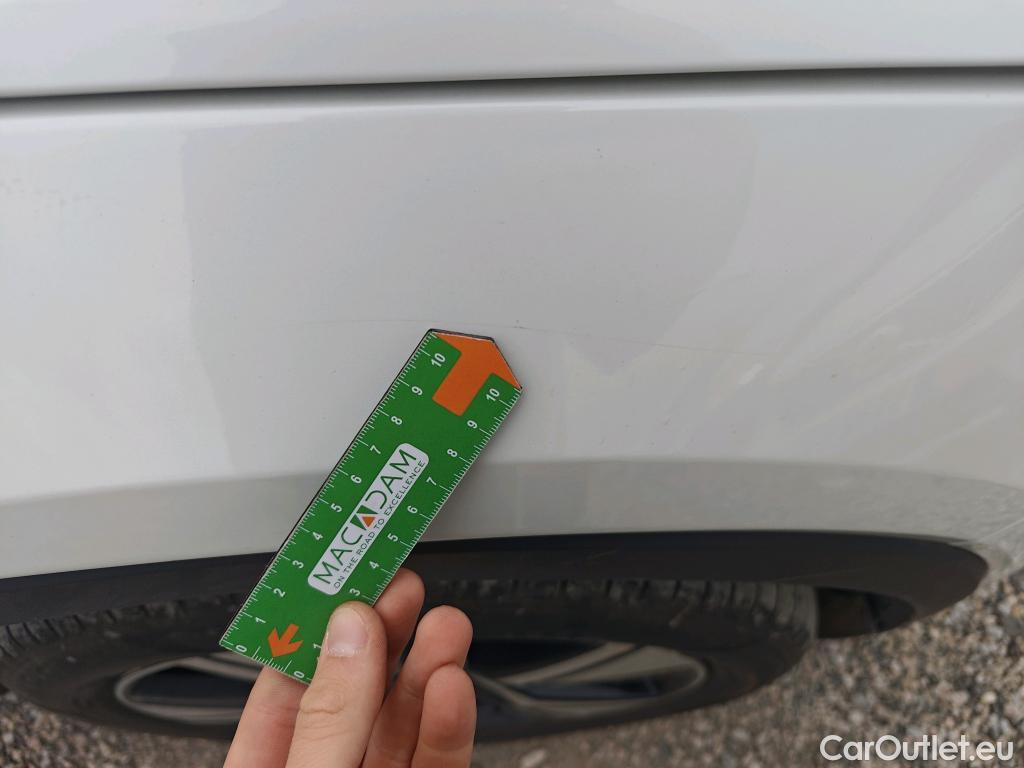  Volvo  XC 40 VOLVO XC40 / 2017 / 5P / todoterreno 1.5 T4 Twin Recharge R-Design Auto #19