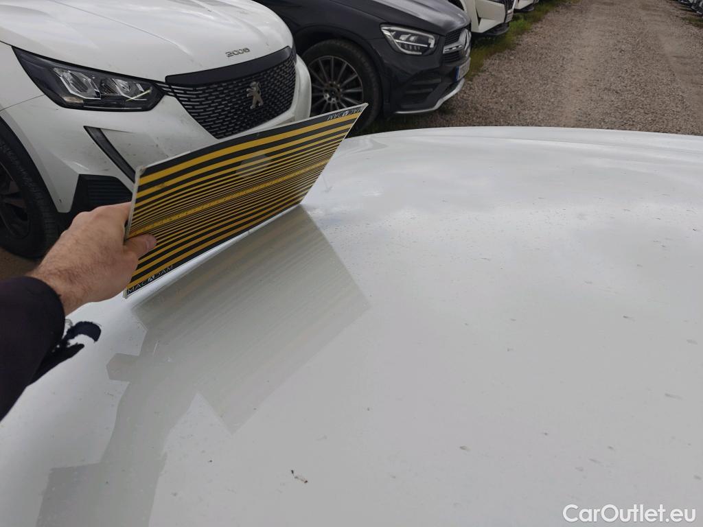  Volvo  XC60 VOLVO  / 2017 / 5P / todoterreno 2.0 B4 D AWD Momentum Pro Auto #14