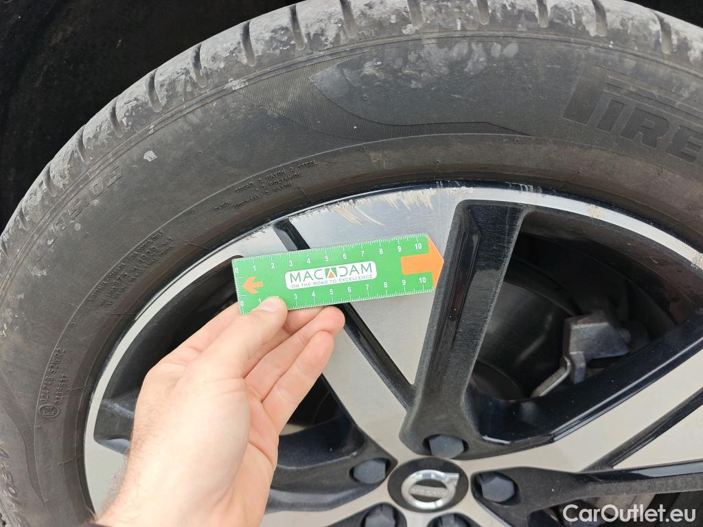  Volvo  XC 40 VOLVO XC40 / 2017 / 5P / todoterreno 1.5 T4 Twin Recharge R-Design Auto #11