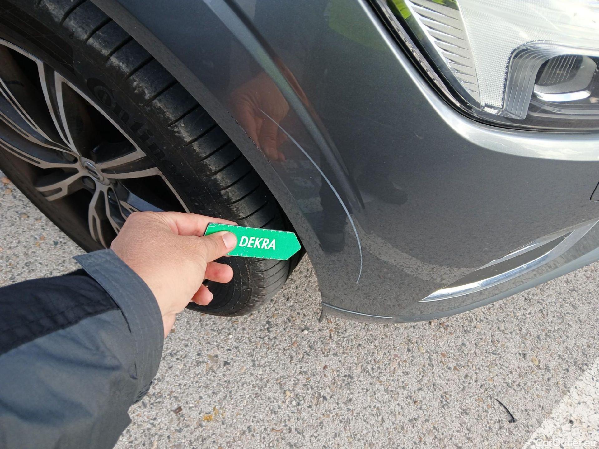  Volvo  XC60 VOLVO  / 2017 / 5P / todoterreno 2.0 B4 D Inscription Auto #5