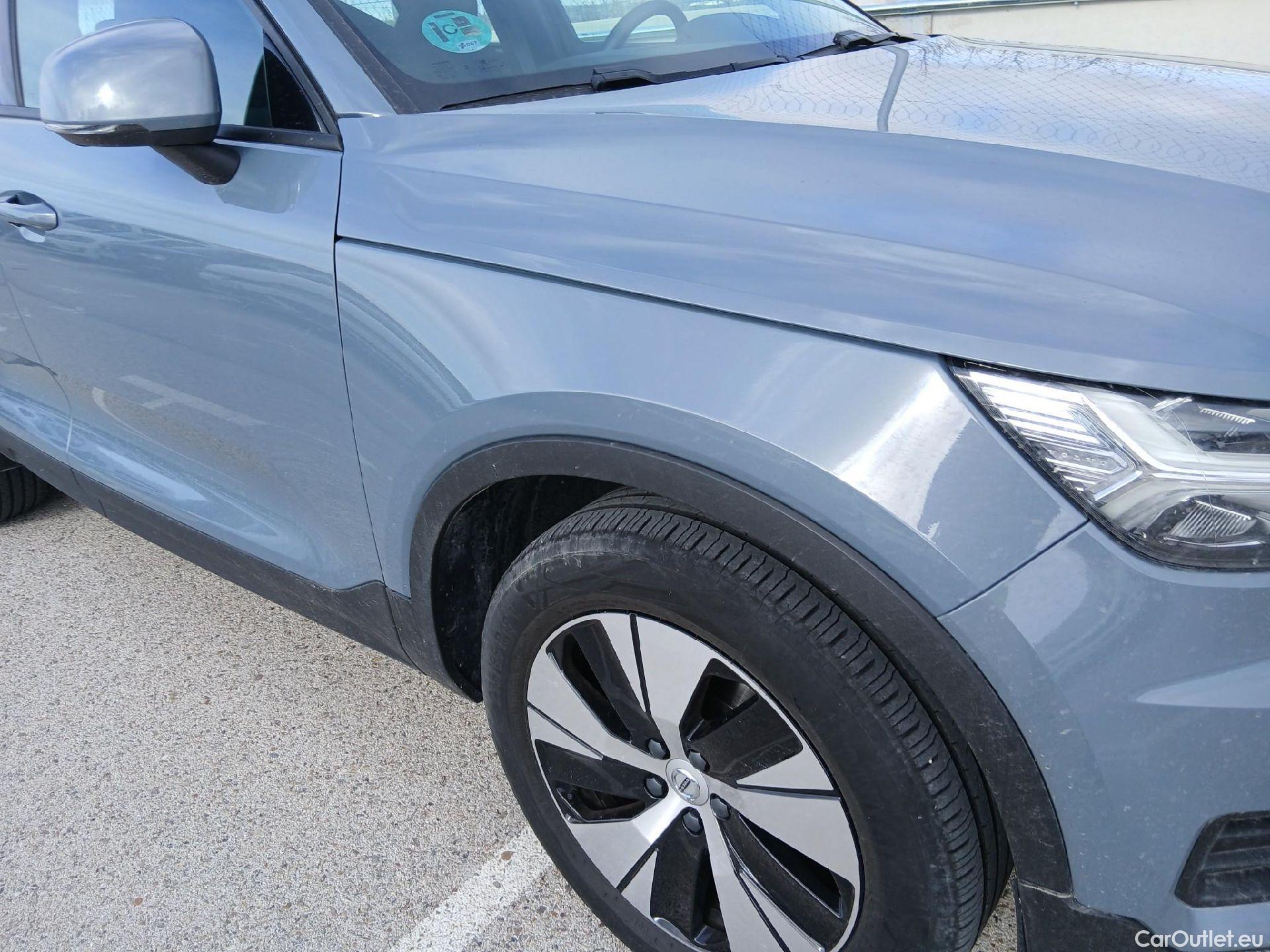  Volvo  XC 40 VOLVO XC40 / 2017 / 5P / todoterreno 1.5 T2 Momentum Pro Auto #28