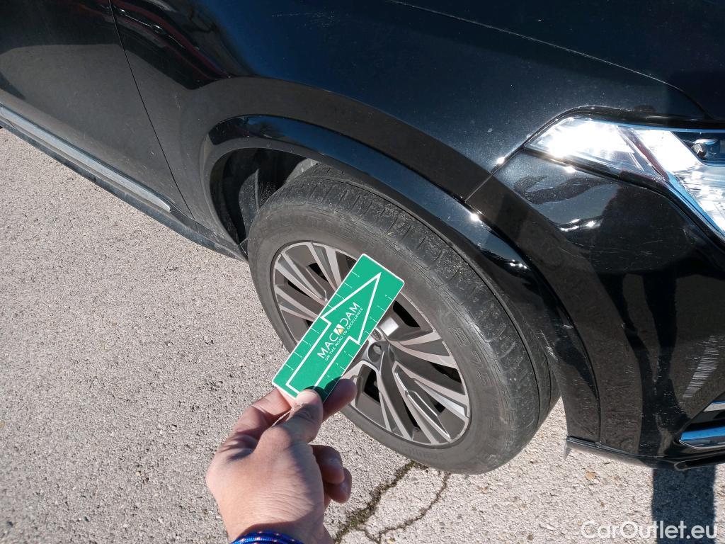  Volvo  XC90 VOLVO  / 2019 / 5P / todoterreno 2.0 T8 AWD Inscription Auto #27