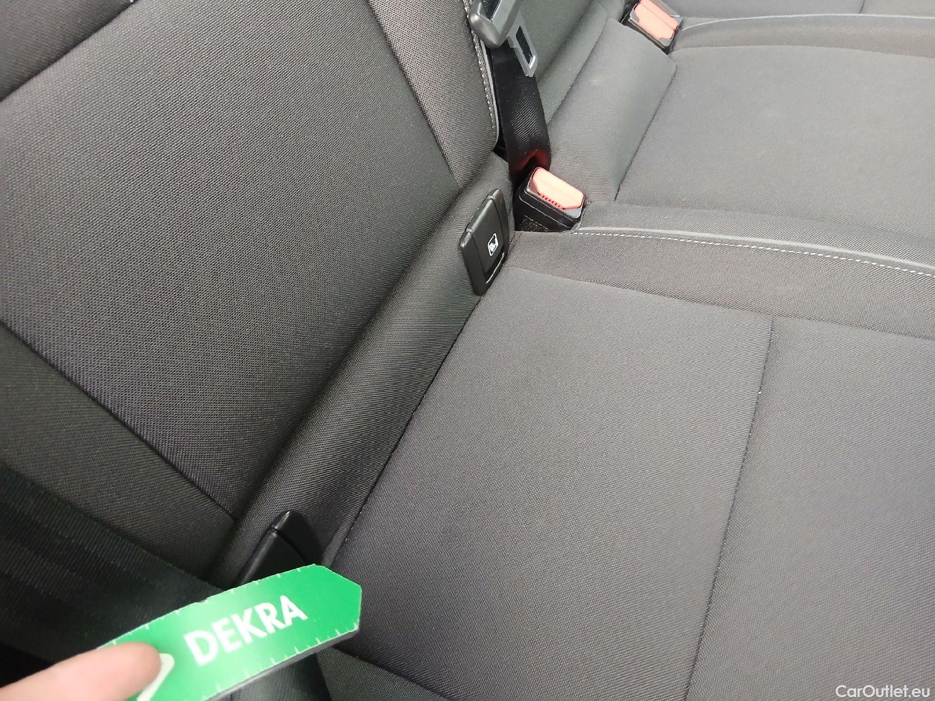  Volvo  XC 40 VOLVO XC40 / 2017 / 5P / todoterreno 1.5 T2 Momentum Pro Auto #11