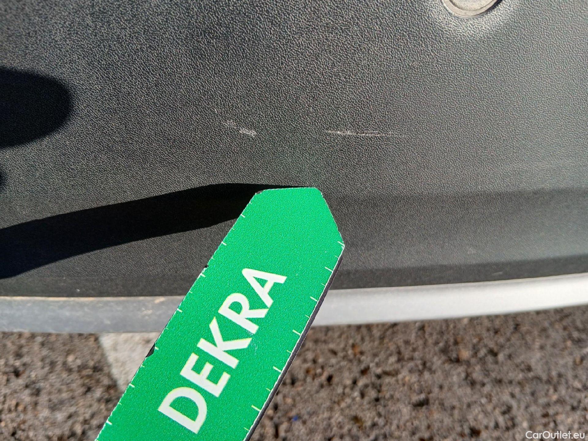  Volvo  XC 40 VOLVO XC40 / 2017 / 5P / todoterreno 1.5 T4 Twin Recharge Inscription Ex Auto #24