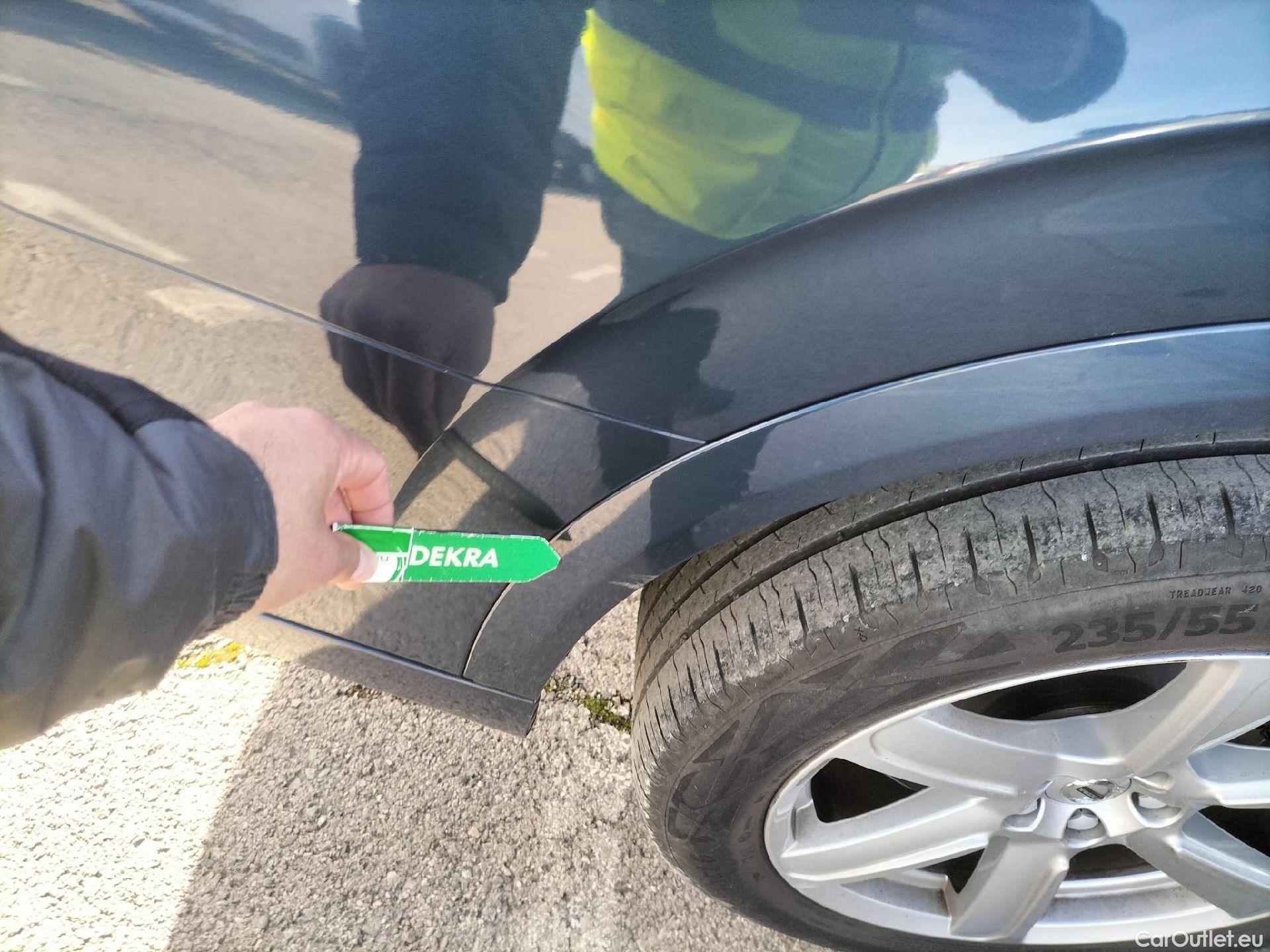  Volvo  XC90 VOLVO  / 2019 / 5P / todoterreno 2.0 B5 D AWD Core Auto #19