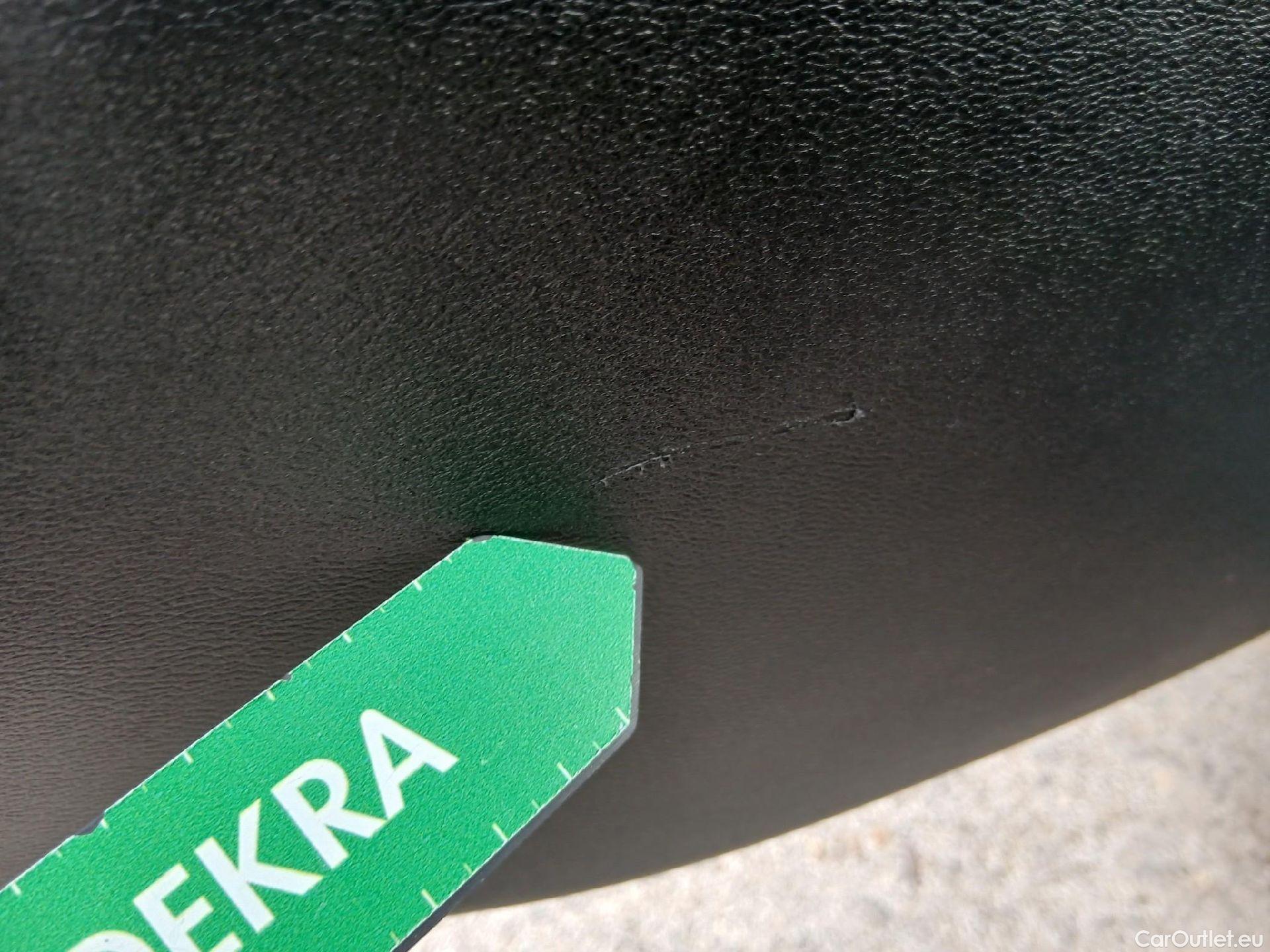  Volvo  XC 40 VOLVO XC40 / 2017 / 5P / todoterreno 1.5 T2 Momentum Pro Auto #13