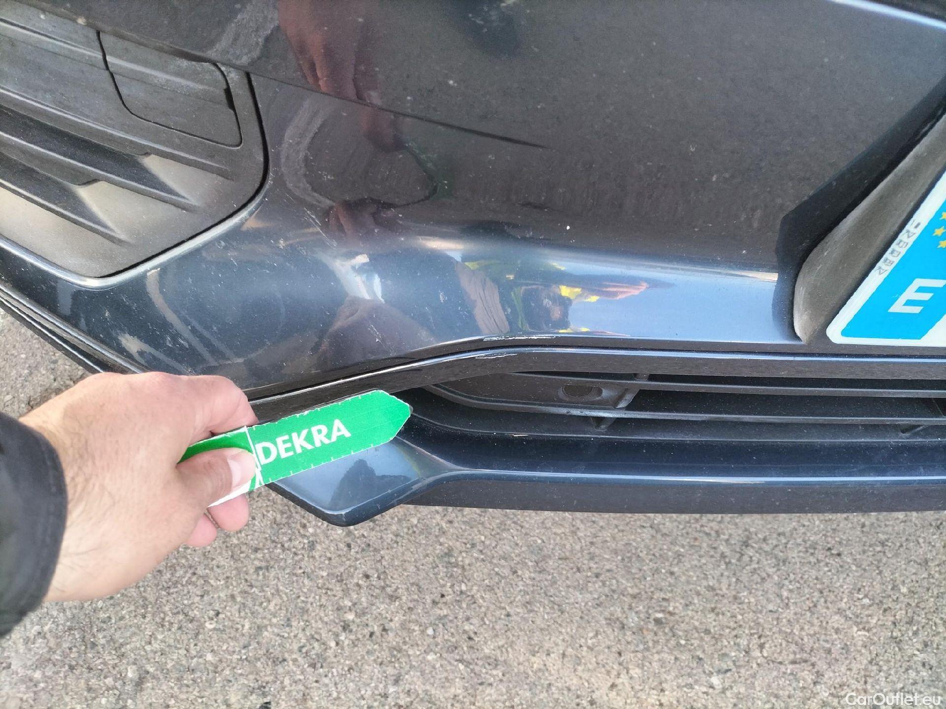  Volvo  XC90 VOLVO  / 2019 / 5P / todoterreno 2.0 B5 D AWD Core Auto #3