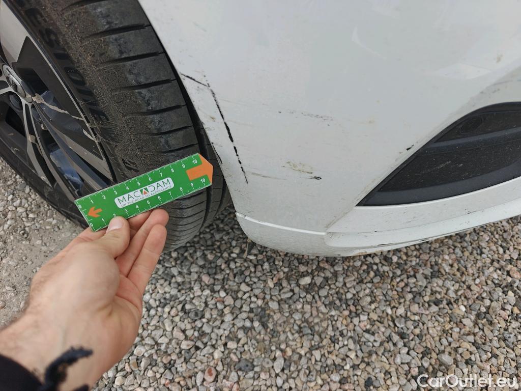  Volvo  XC60 VOLVO  / 2017 / 5P / todoterreno 2.0 B4 D AWD Momentum Pro Auto #21