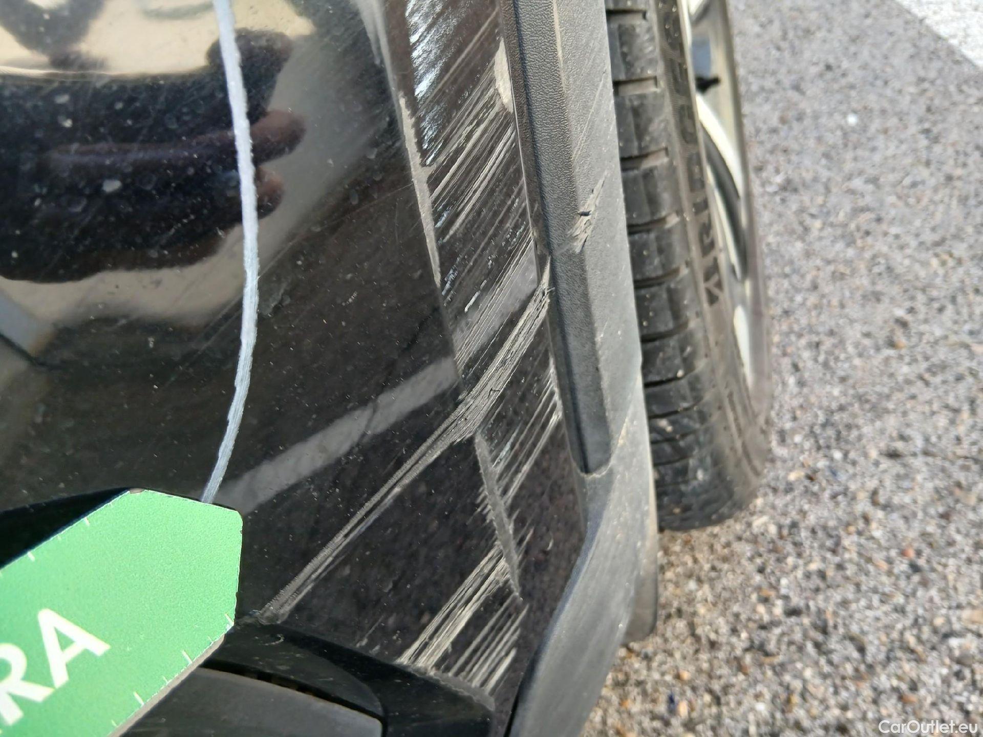  Volvo  XC 40 VOLVO XC40 / 2017 / 5P / todoterreno 1.5 T4 Twin Recharge Inscription Ex Auto #3