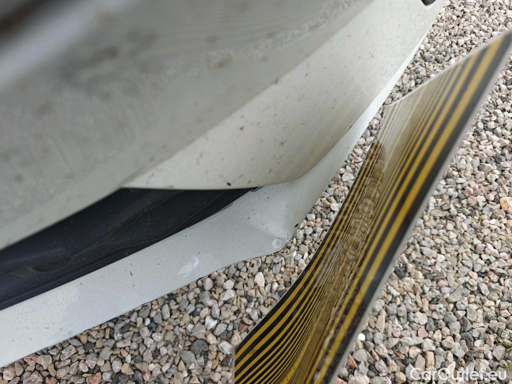  Volvo  XC60 VOLVO  / 2017 / 5P / todoterreno 2.0 B4 D AWD Momentum Pro Auto #24