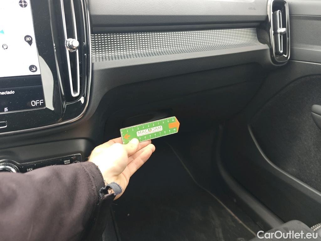  Volvo  XC 40 VOLVO XC40 / 2017 / 5P / todoterreno 1.5 T4 Twin Recharge R-Design Auto #20