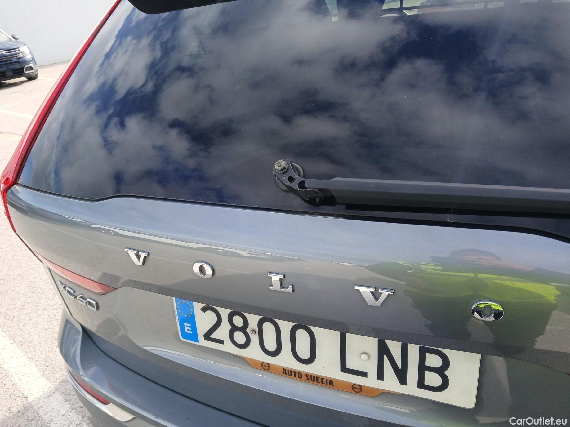  Volvo  XC60 VOLVO  / 2017 / 5P / todoterreno 2.0 B4 D Inscription Auto #4