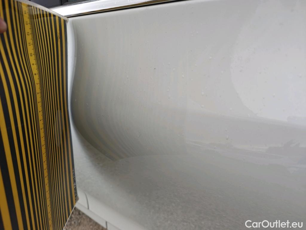  Volvo  XC60 VOLVO  / 2017 / 5P / todoterreno 2.0 B4 D AWD Momentum Pro Auto #60