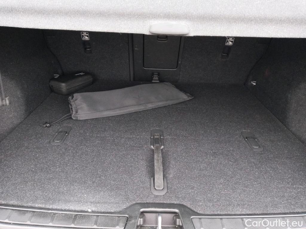  Volvo  XC 40 VOLVO XC40 / 2017 / 5P / todoterreno Recharge Twin Eléctrico Plus Auto AWD #1