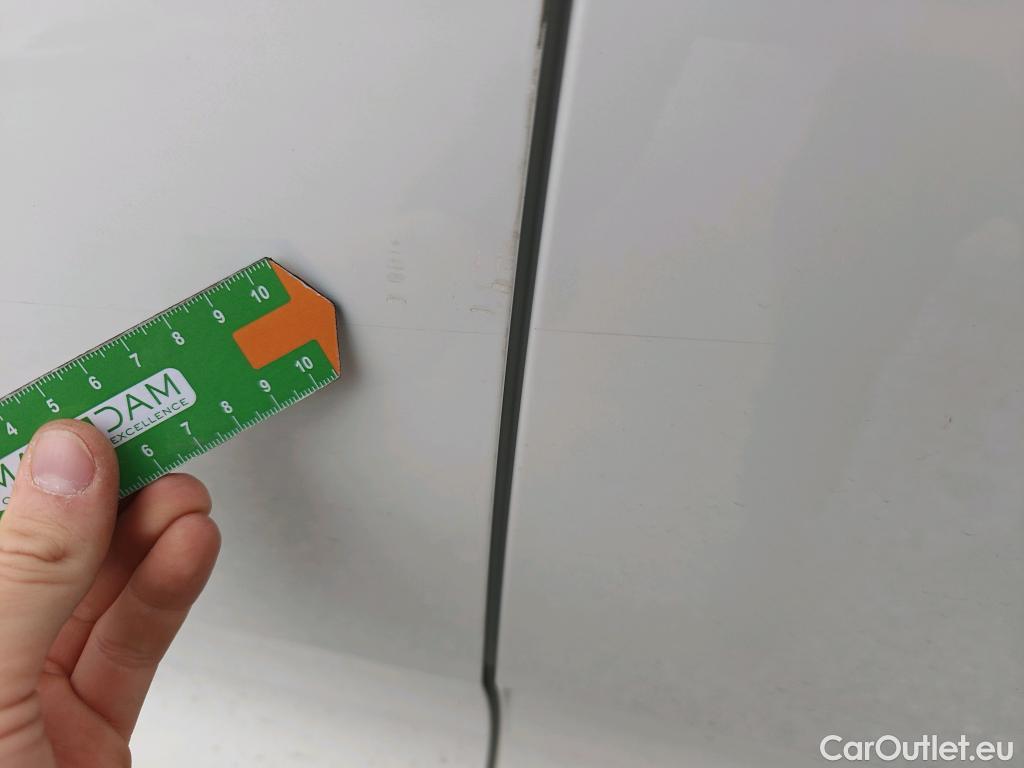  Volvo  XC 40 VOLVO XC40 / 2017 / 5P / todoterreno 1.5 T4 Twin Recharge R-Design Auto #17