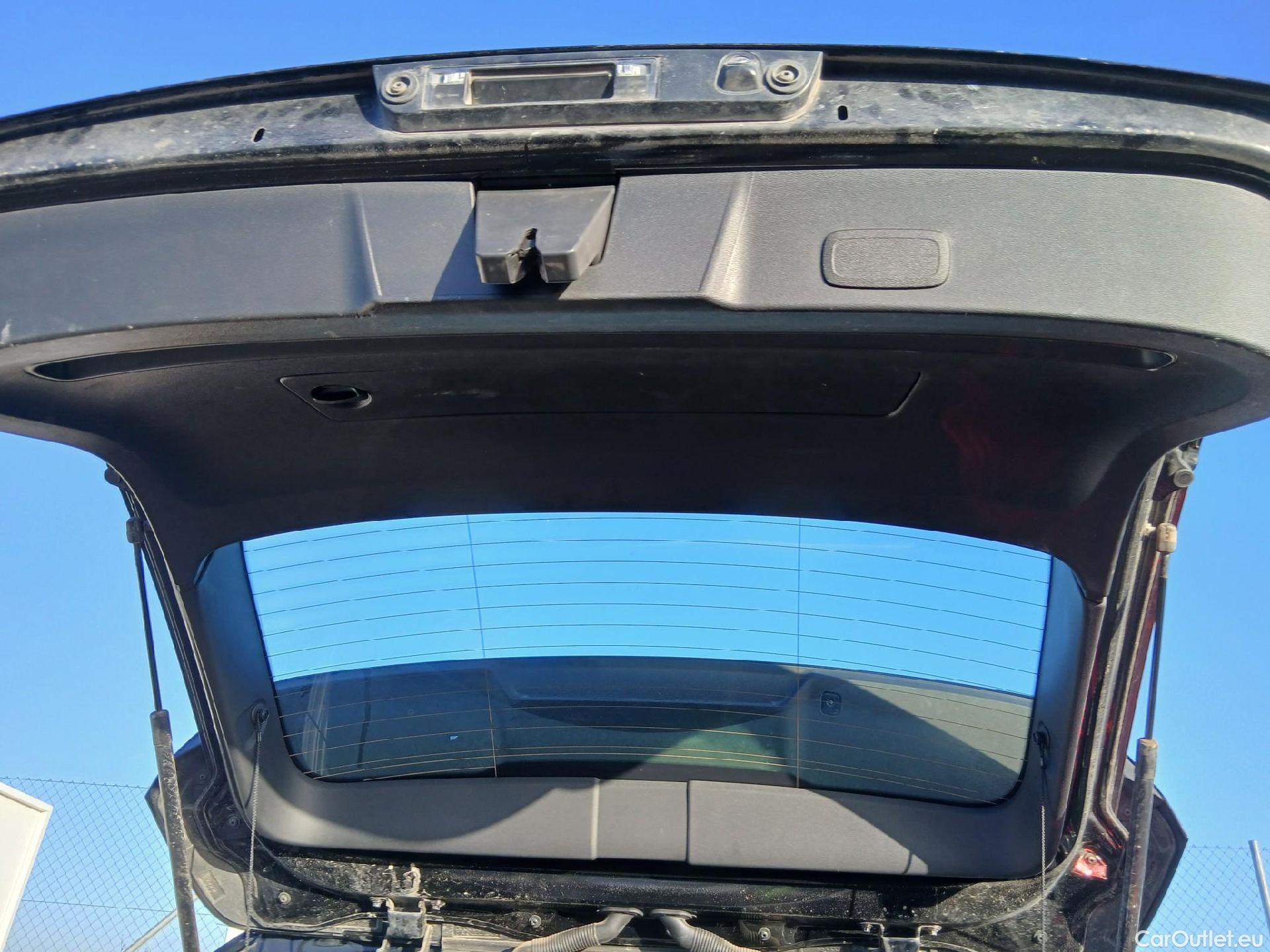  Volvo  XC 40 VOLVO XC40 / 2017 / 5P / todoterreno 1.5 T4 Twin Recharge Inscription Ex Auto #25