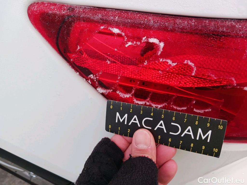  Volvo  XC 40 VOLVO XC40 / 2017 / 5P / todoterreno 1.5 T2 Momentum Core #2