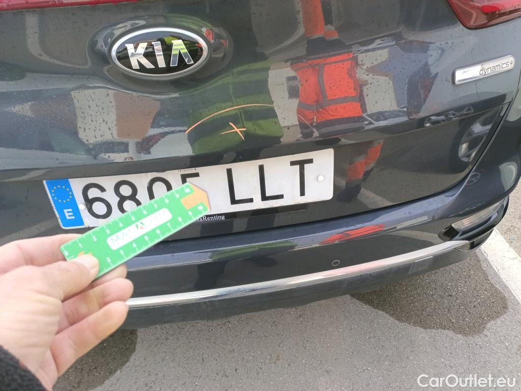  KIA  Sportage KIA  1.6MHEV Drive 100kW(136CV) 4x2(Crist Tintados) #9