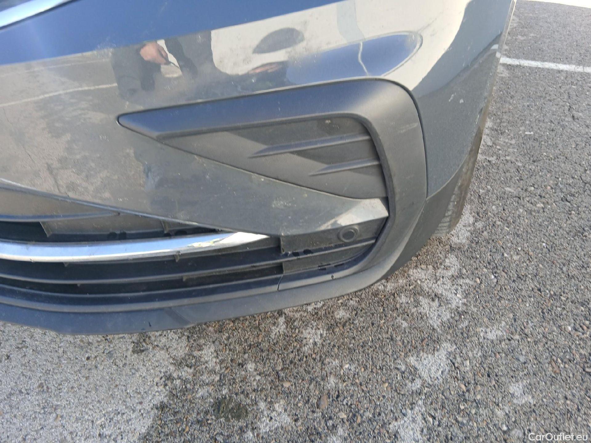  Volkswagen  Tiguan VOLKSWAGEN  / 2020 / 5P / todoterreno Life 1.5 TSI 110kW (150CV) #8