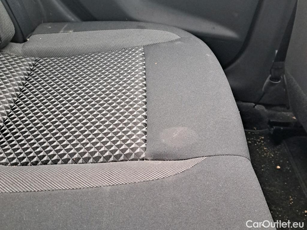  Nissan  Micra NISSAN  / 2017 / 5P / berlina con portón IG-T 68 kW (92 CV) E6D-F Acenta Sprint #38