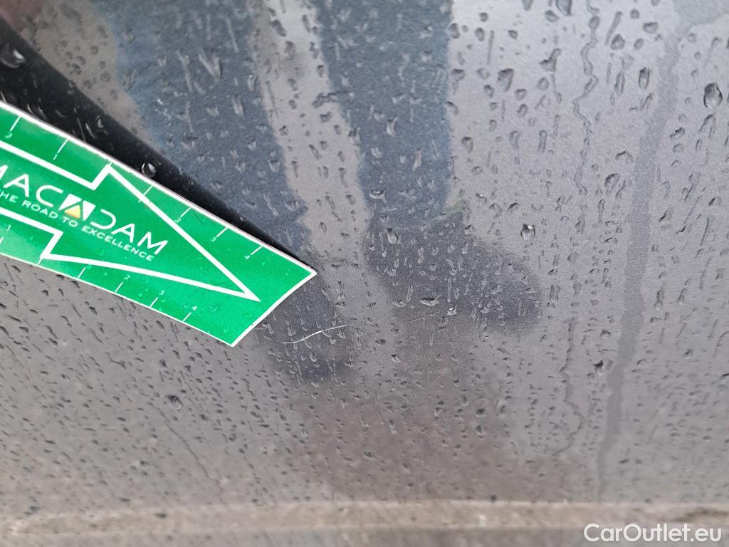  Nissan  Micra NISSAN  / 2017 / 5P / berlina con portón IG-T 68 kW (92 CV) E6D-F Acenta Sprint #15