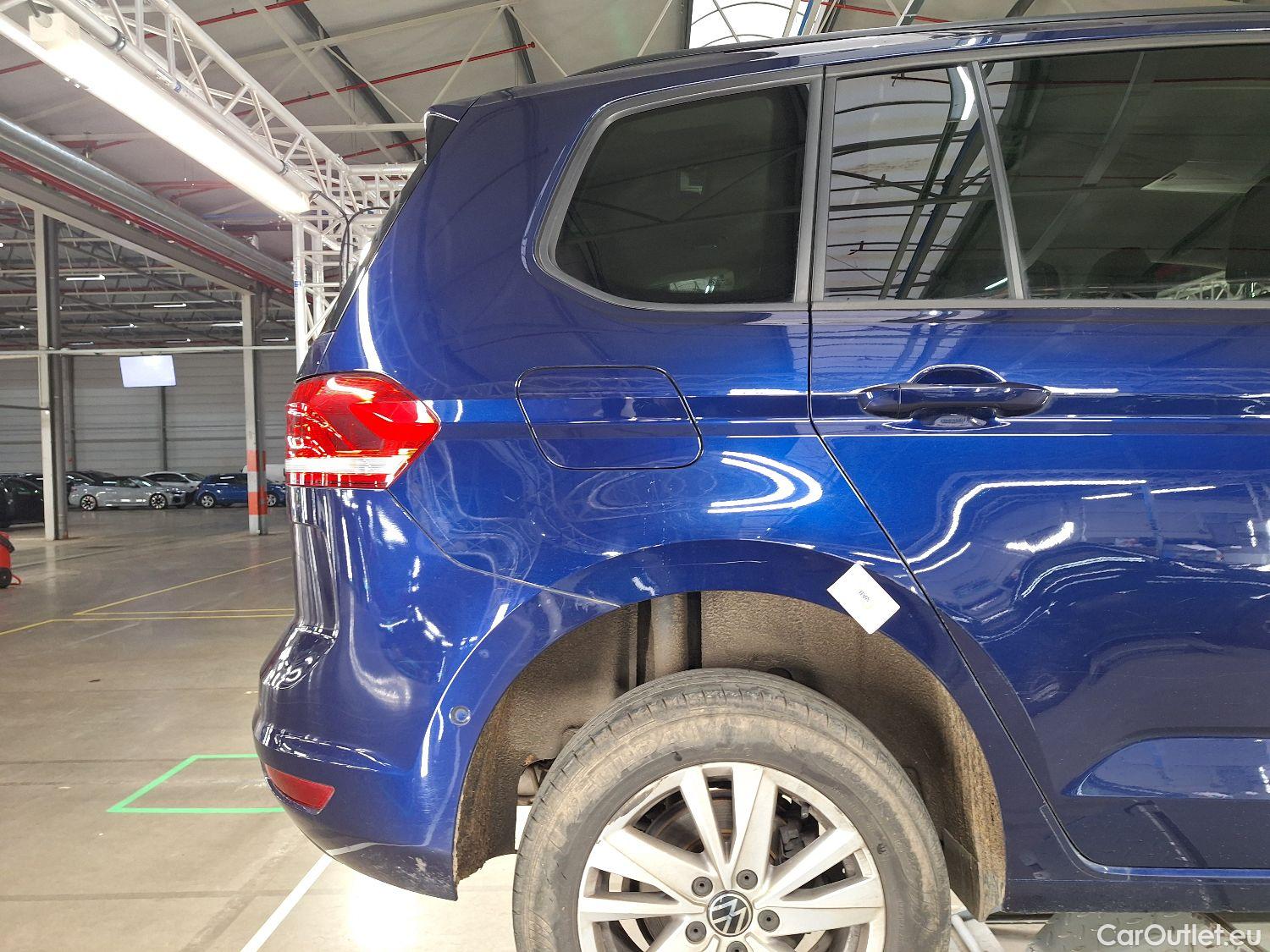  Volkswagen  Touran VW,  '15, Volkswagen  1.5 TSi Trendline DSG 5d #33