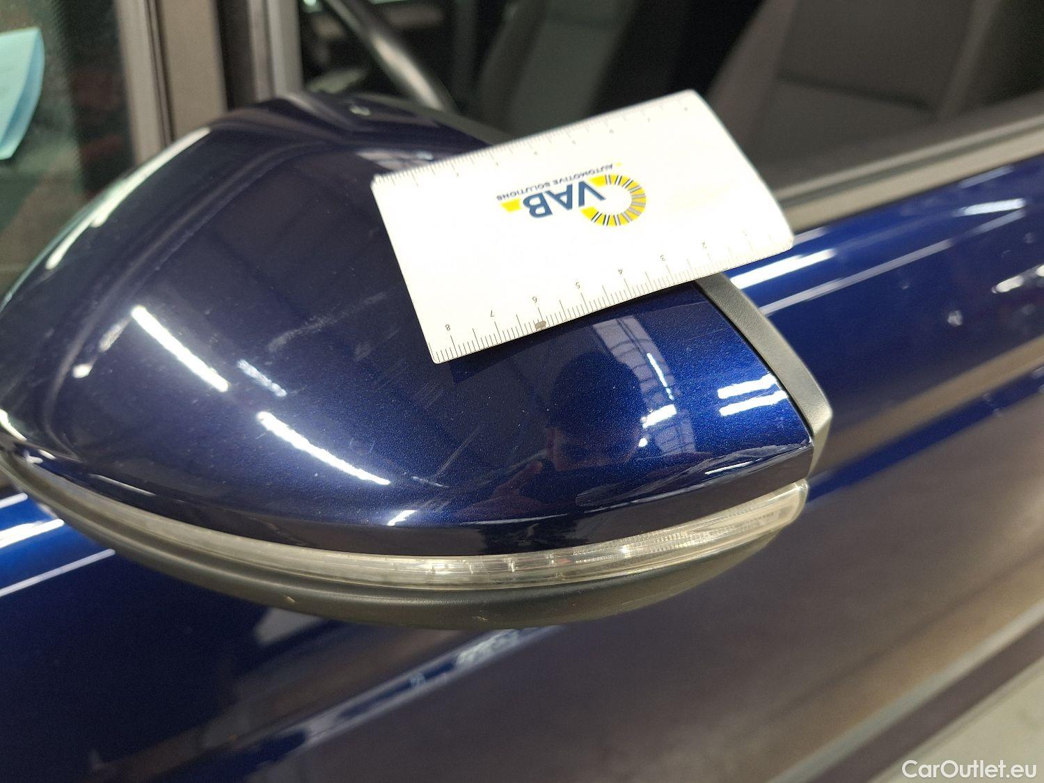  Volkswagen  Touran VW,  '15, Volkswagen  1.5 TSi Trendline DSG 5d #8