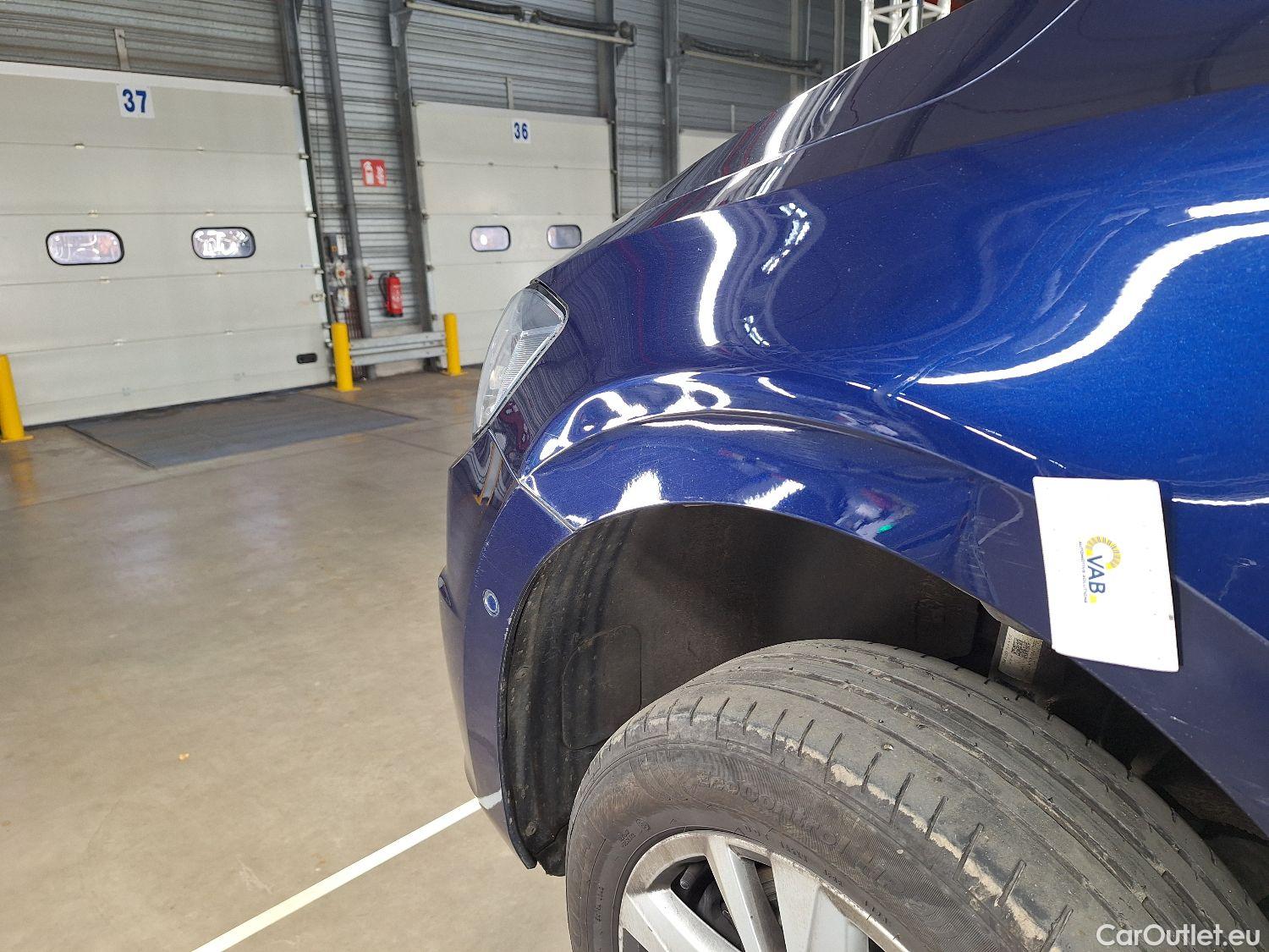  Volkswagen  Touran VW,  '15, Volkswagen  1.5 TSi Trendline DSG 5d #52