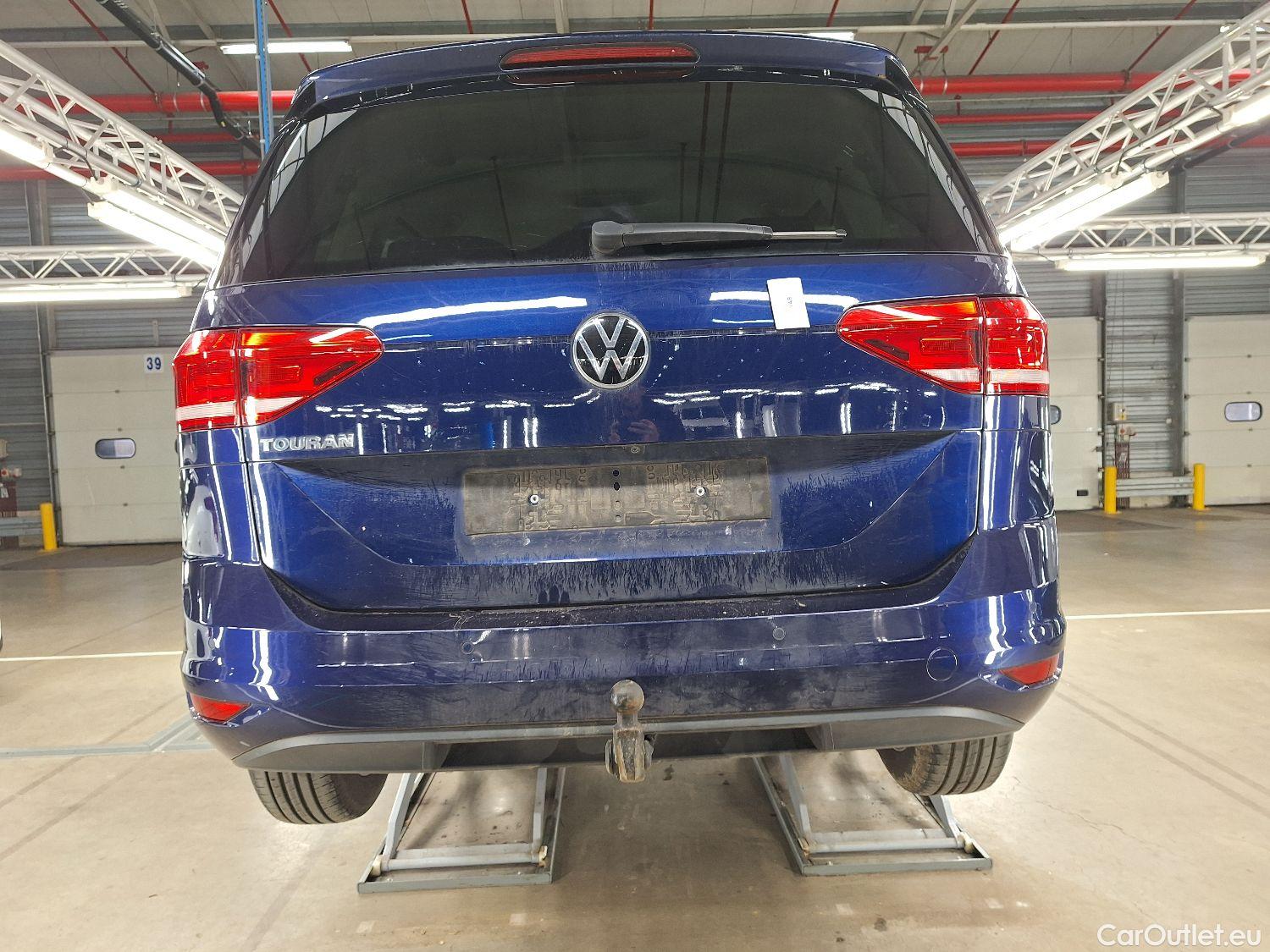  Volkswagen  Touran VW,  '15, Volkswagen  1.5 TSi Trendline DSG 5d #40