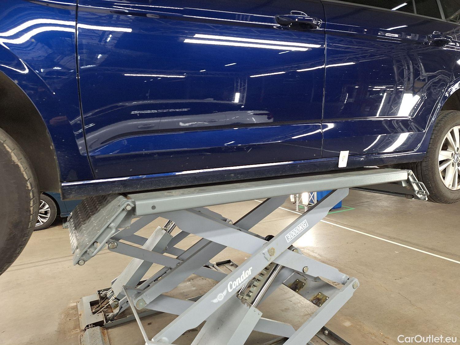  Volkswagen  Touran VW,  '15, Volkswagen  1.5 TSi Trendline DSG 5d #27