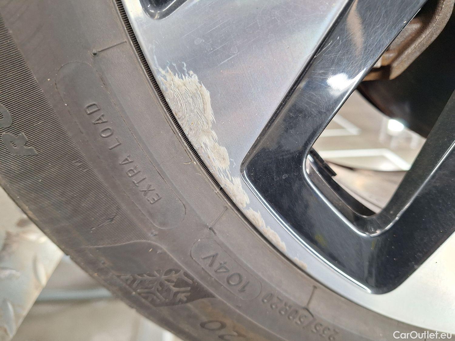  Volkswagen  ID.4 VW,  '20 BEV, Volkswagen   1st 5d #3