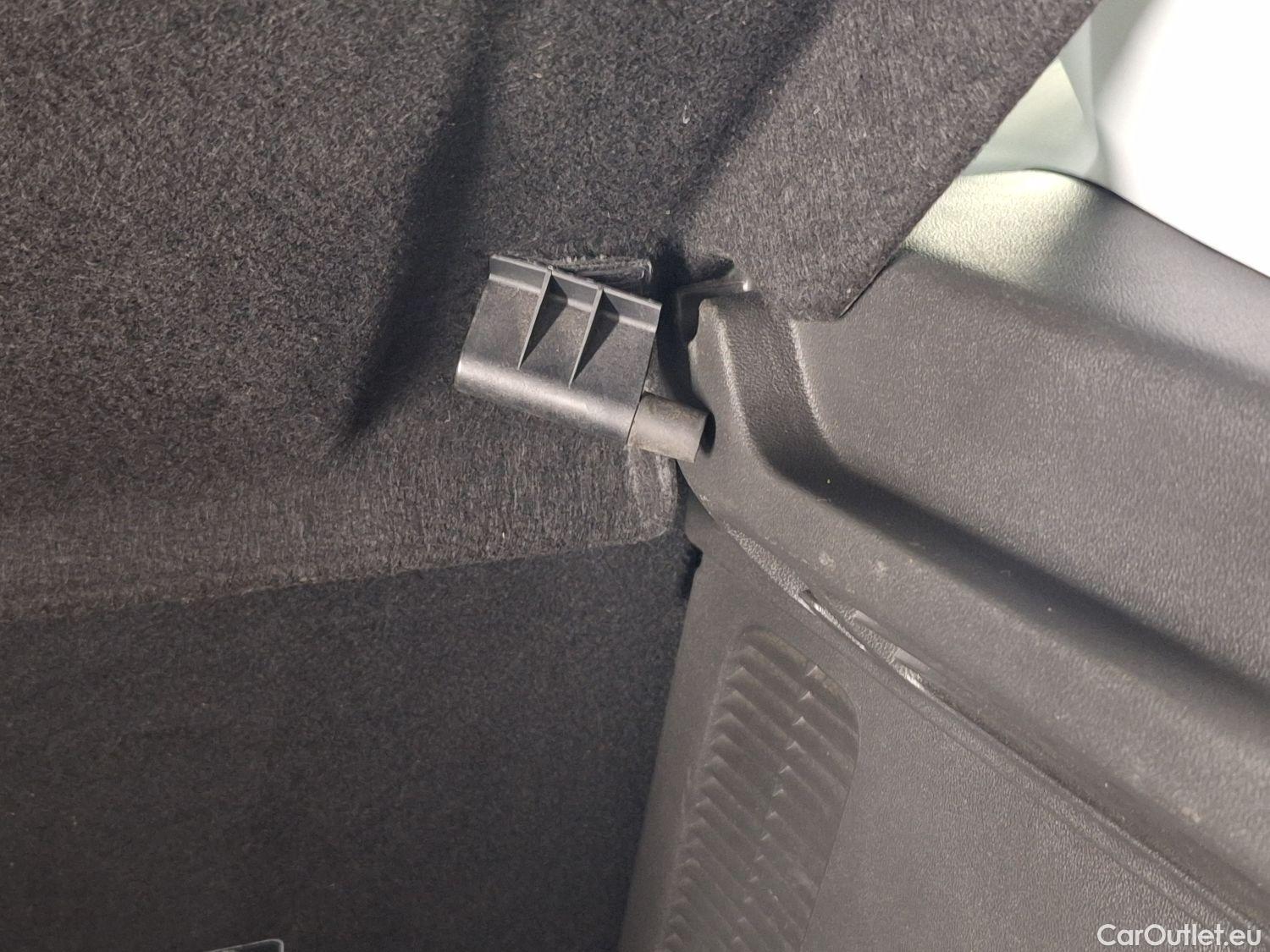  Opel   Grandland X Opel, '17, Opel 1.5 Turbo D D S/S AT8 Elegance 5d #27